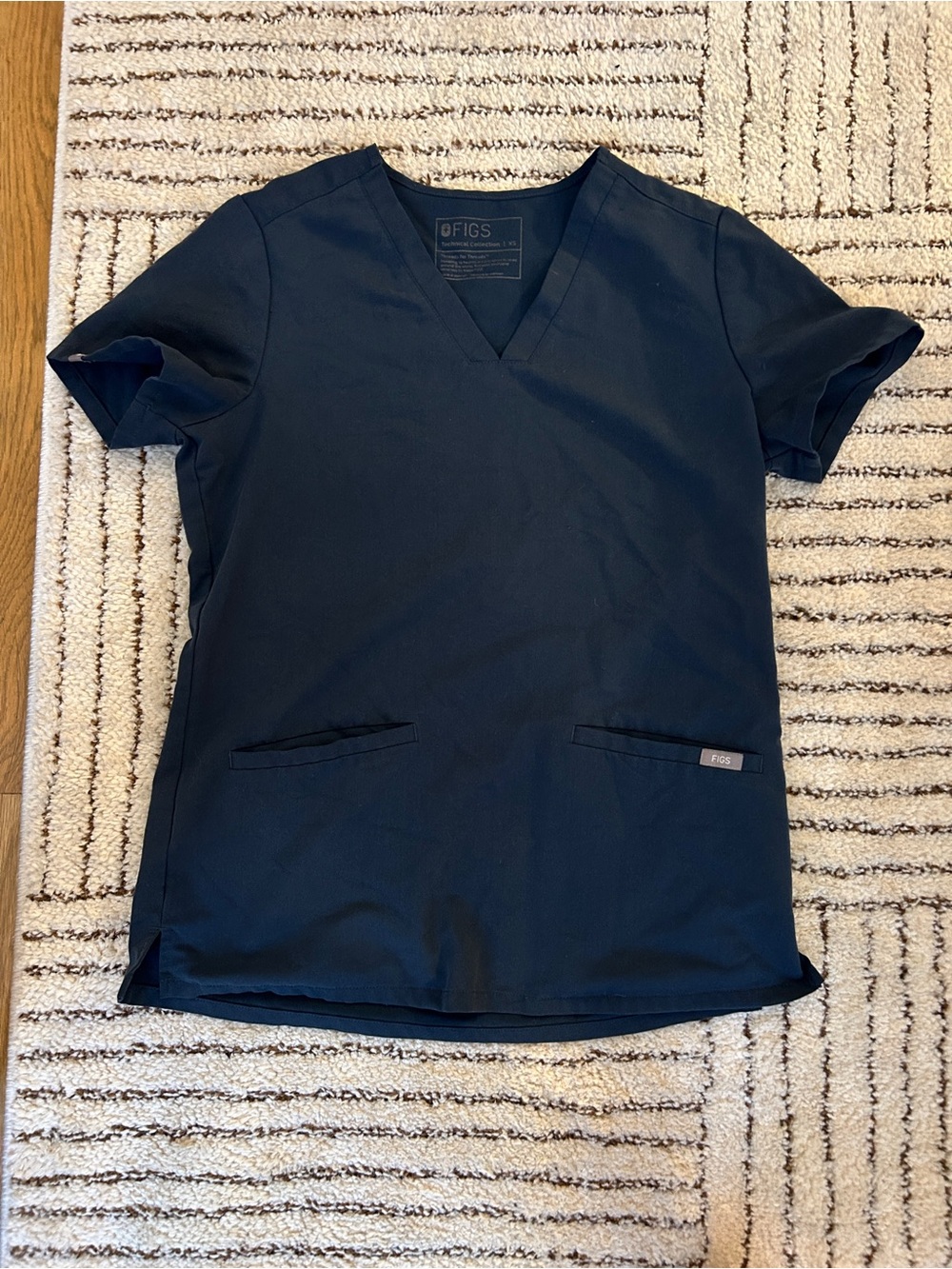 Figs Dark Harbor Casma Scrub Top